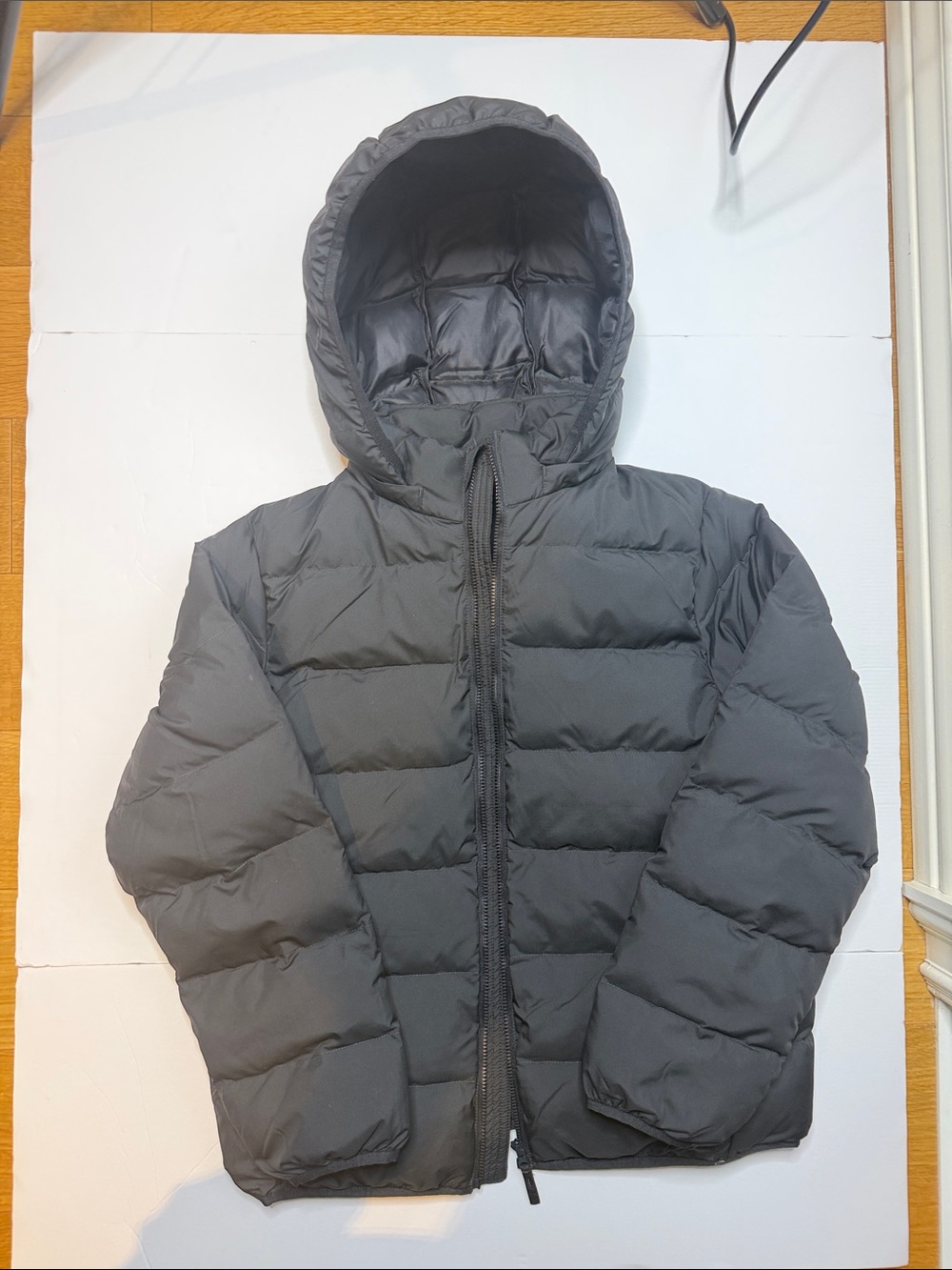 Uniqlo Men's Hooded Puffer Jacket in Black